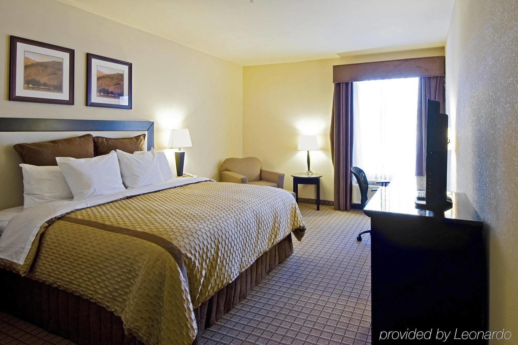נורמן Express Inn & Suites חדר תמונה