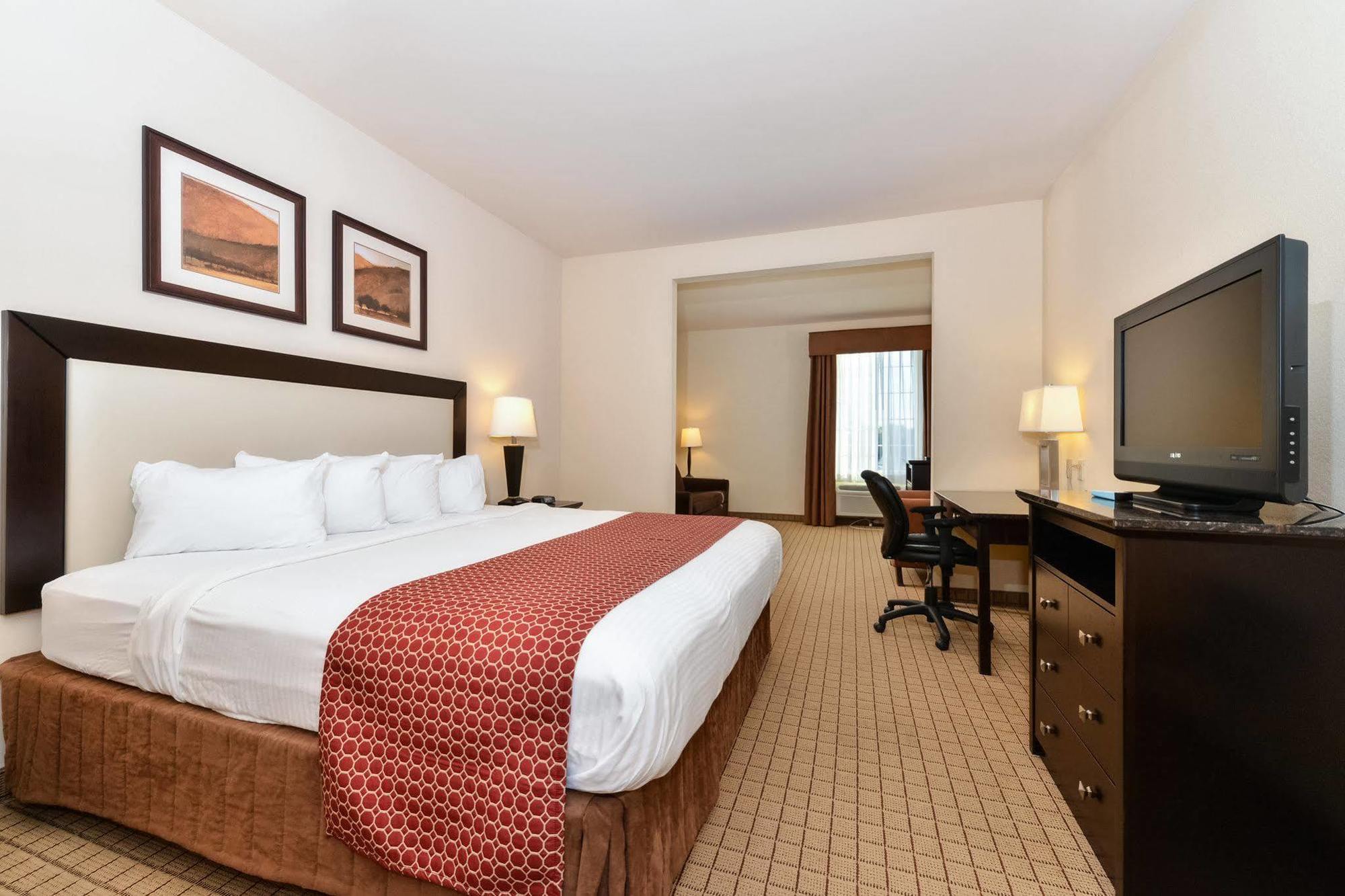 נורמן Express Inn & Suites מראה חיצוני תמונה